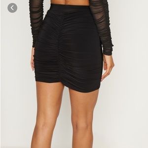 Black Ruched Skirt!